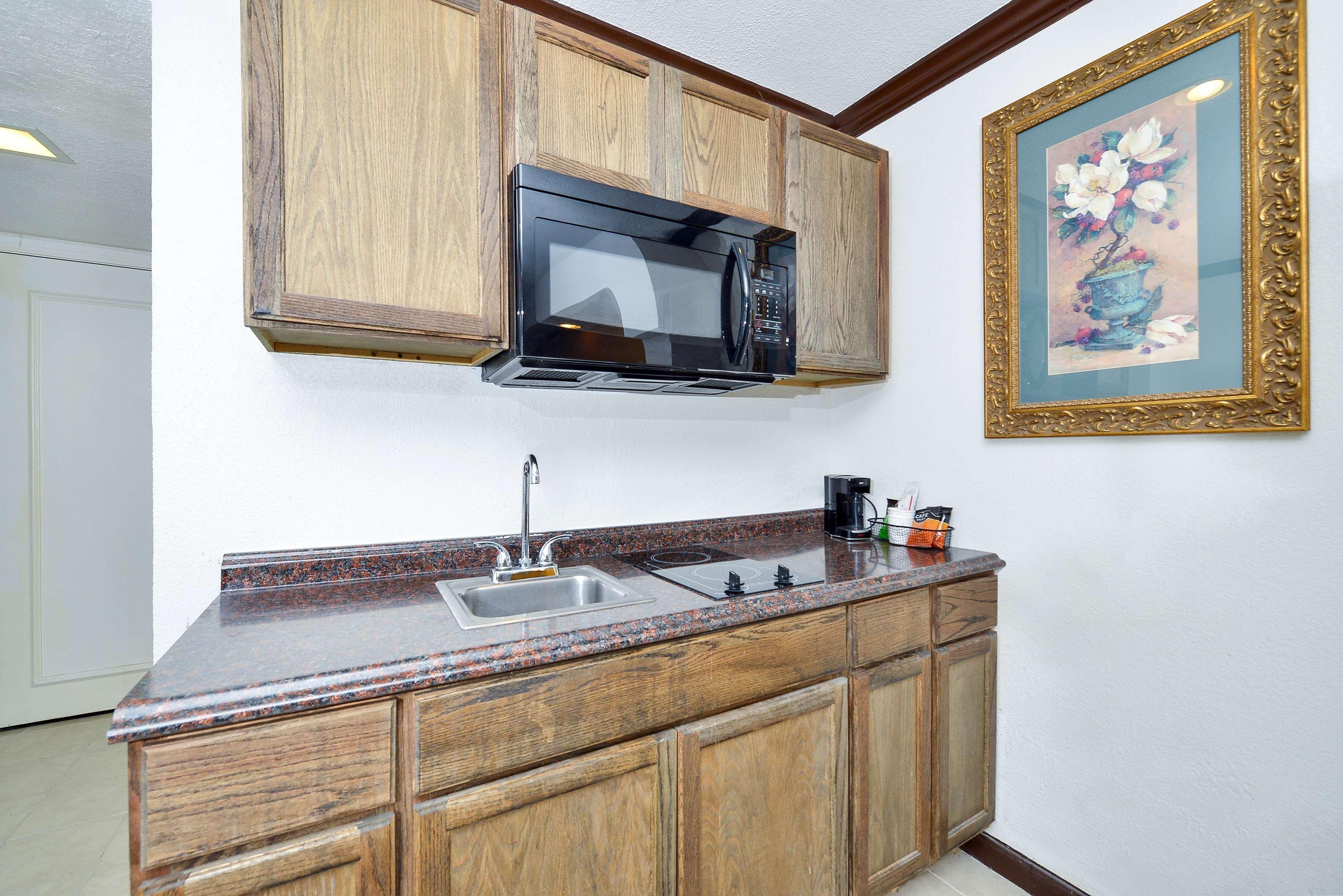 Americas Best Value Inn & Suites Brenham Exteriér fotografie