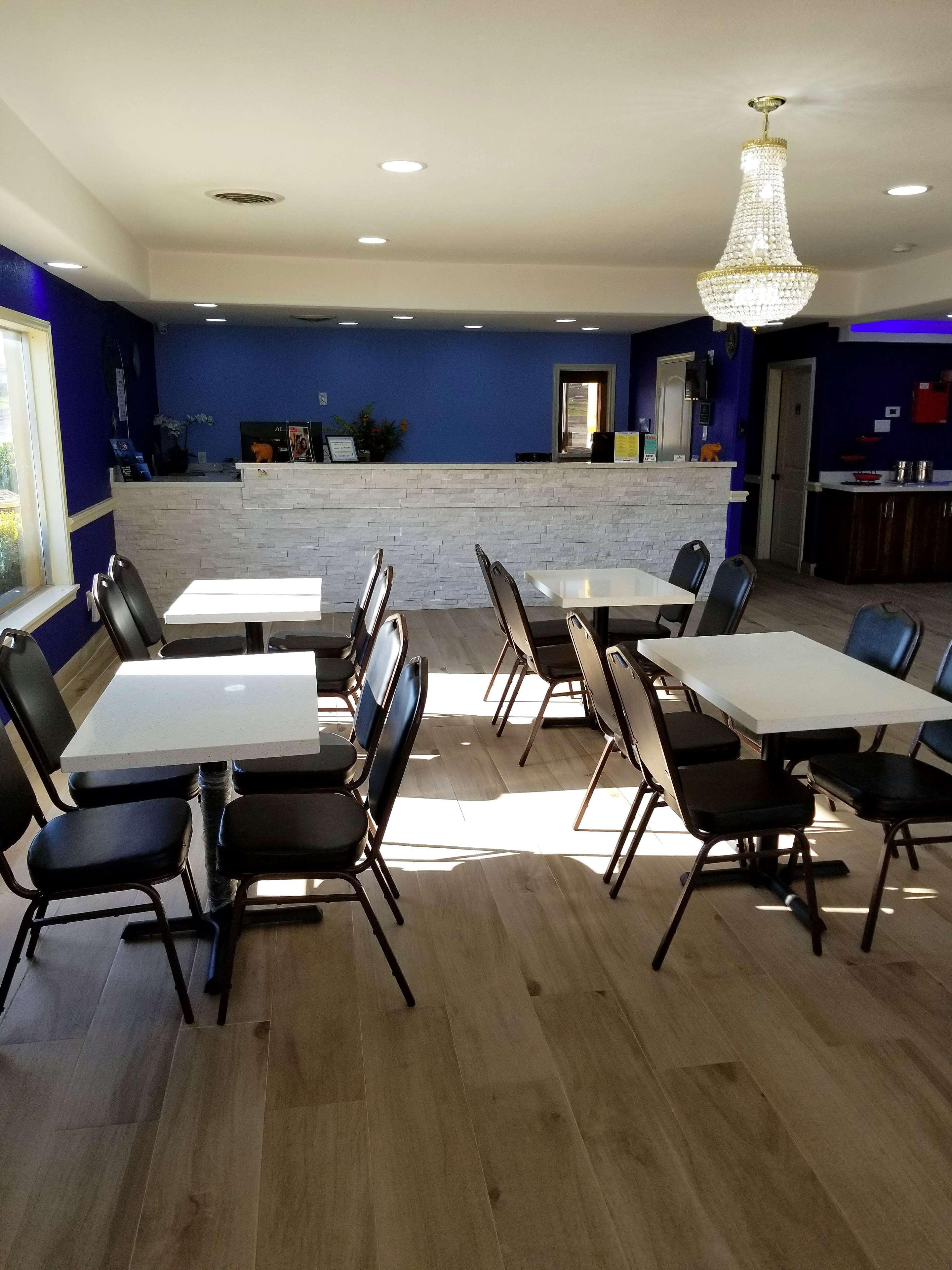 Americas Best Value Inn & Suites Brenham Exteriér fotografie