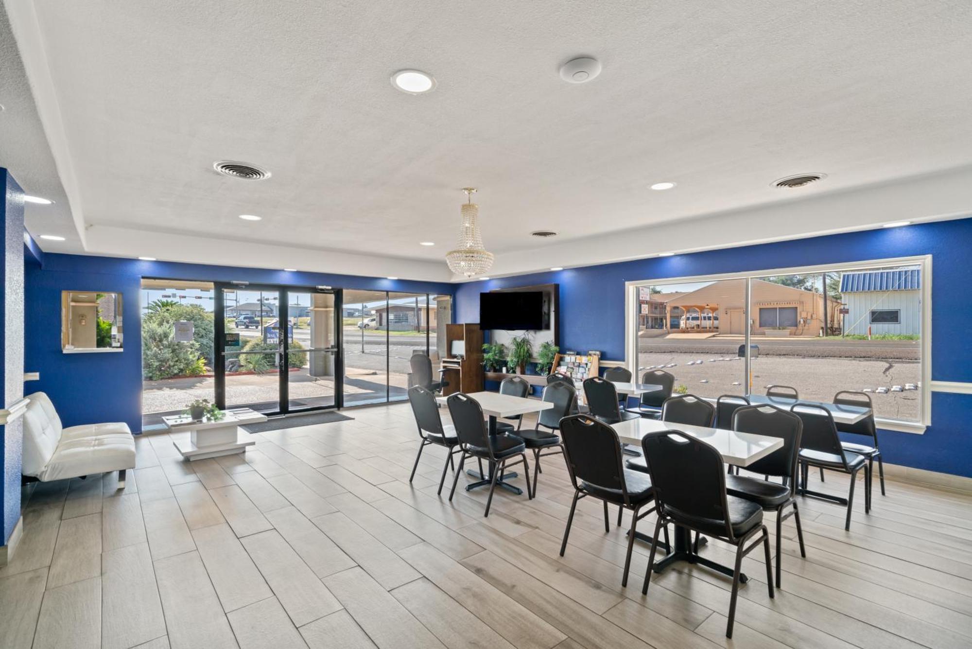 Americas Best Value Inn & Suites Brenham Exteriér fotografie