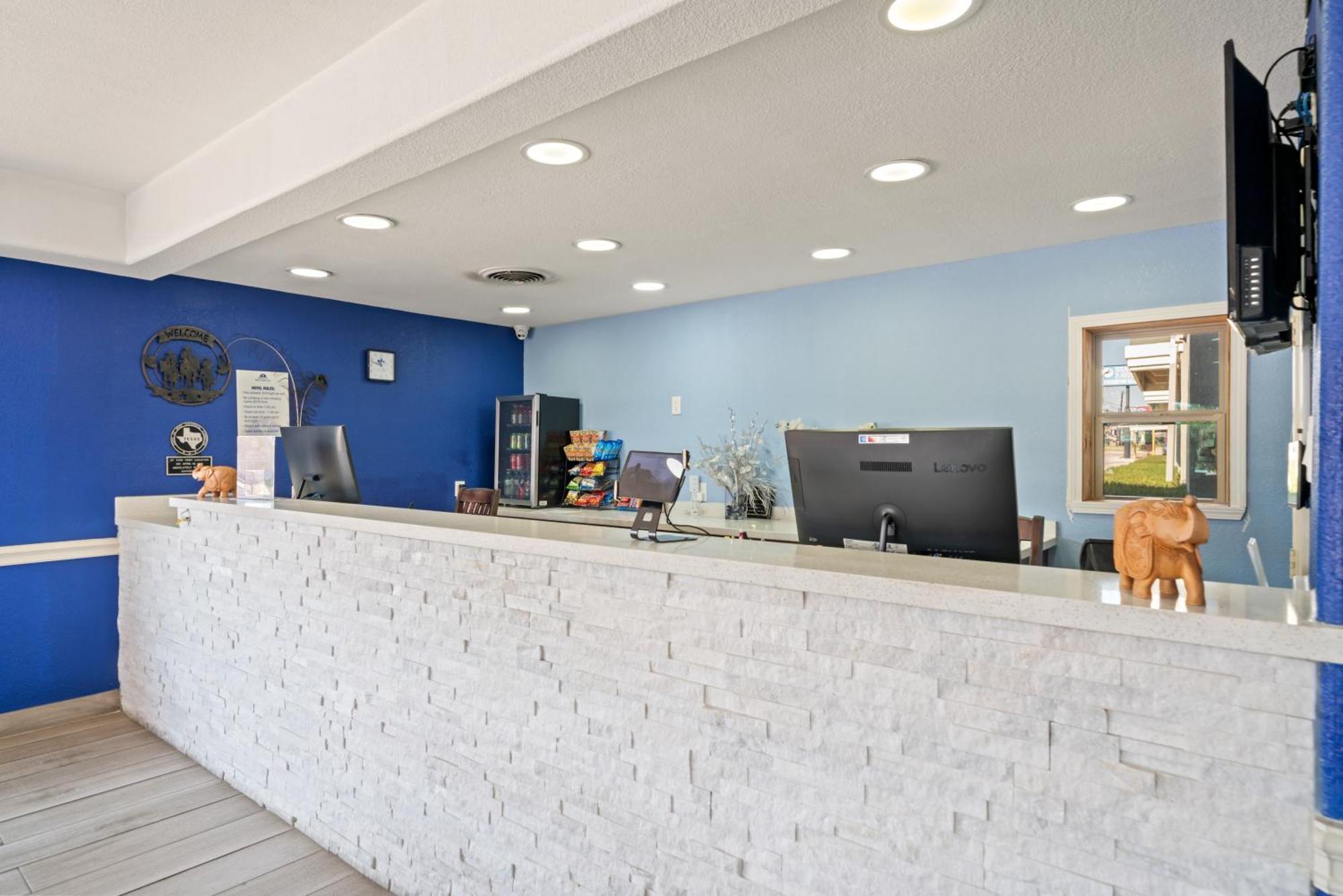 Americas Best Value Inn & Suites Brenham Exteriér fotografie