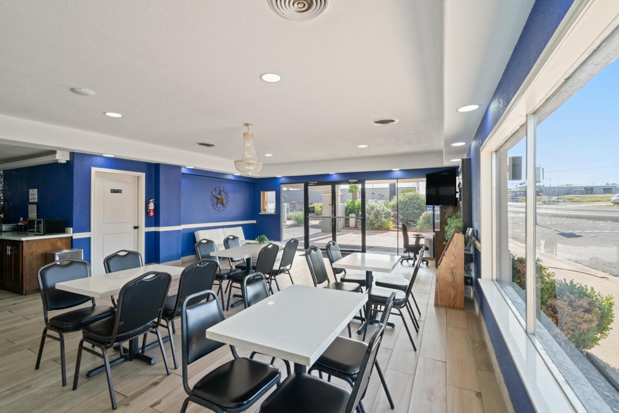 Americas Best Value Inn & Suites Brenham Exteriér fotografie