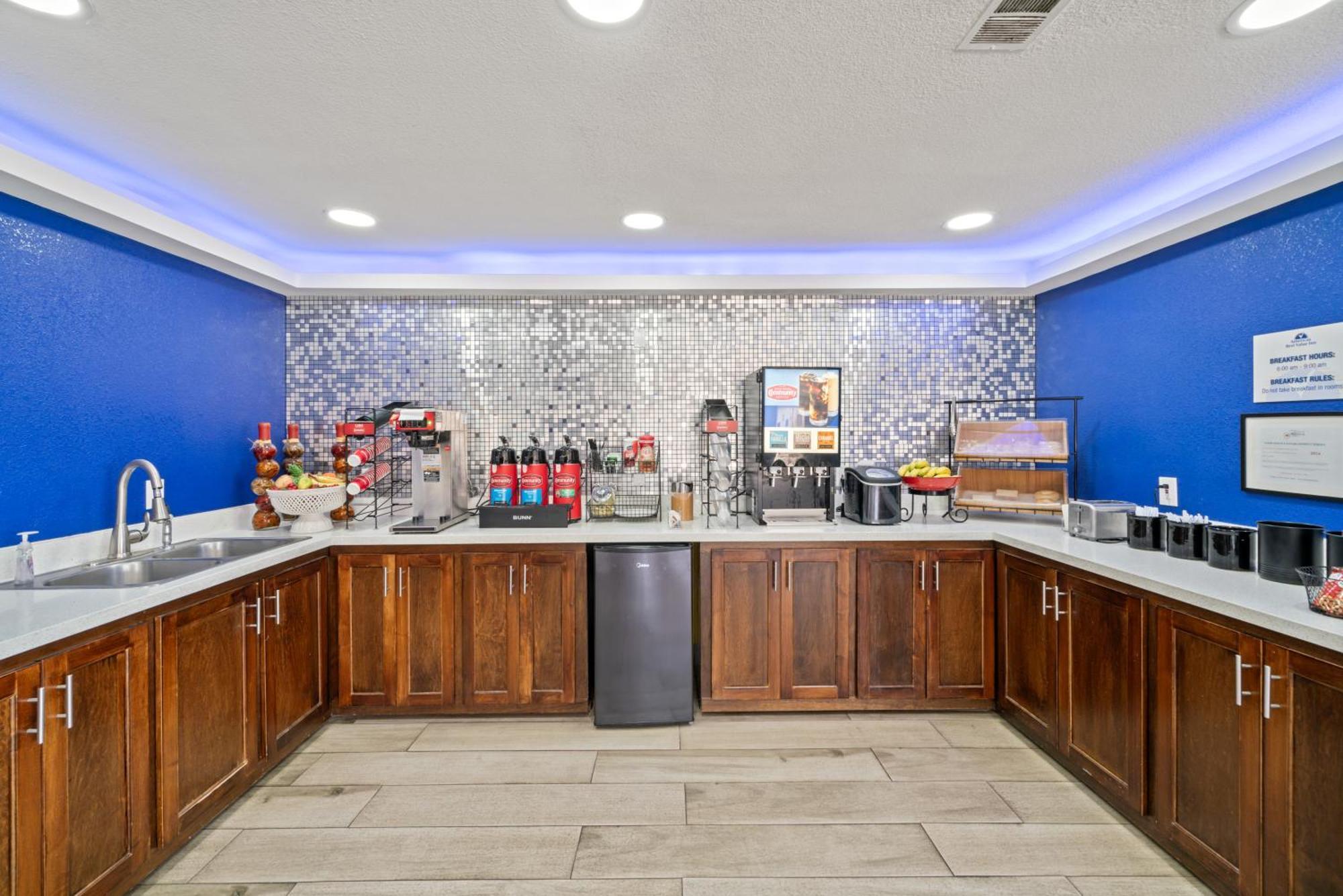 Americas Best Value Inn & Suites Brenham Exteriér fotografie